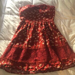 Floral womens mini dress with lace details